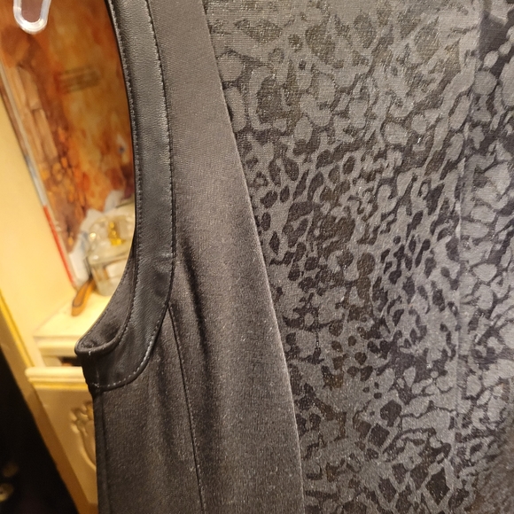 Dress - Picture 11 of 12